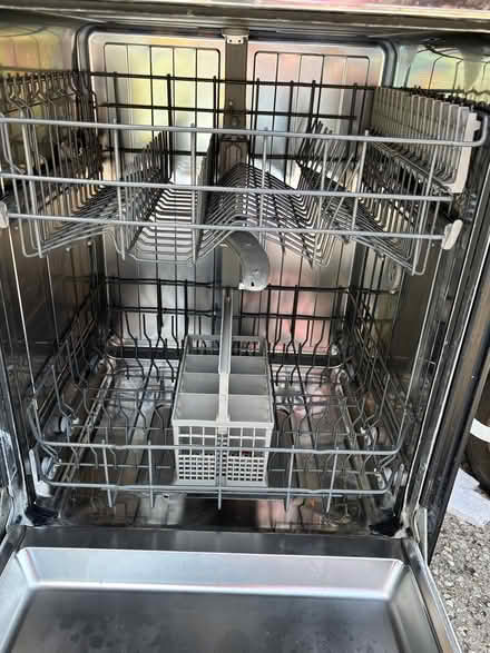 Photo of free Bosch Dishwasher (Cocoa) #2