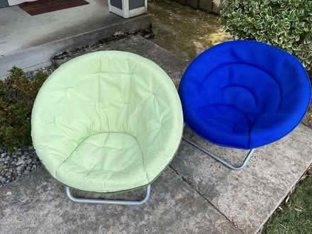 Photo of free Portable lounge chairs (North Portland) #2