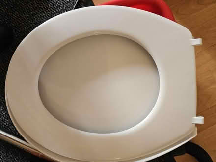 Photo of free White Toilet seat (Ilford) #3
