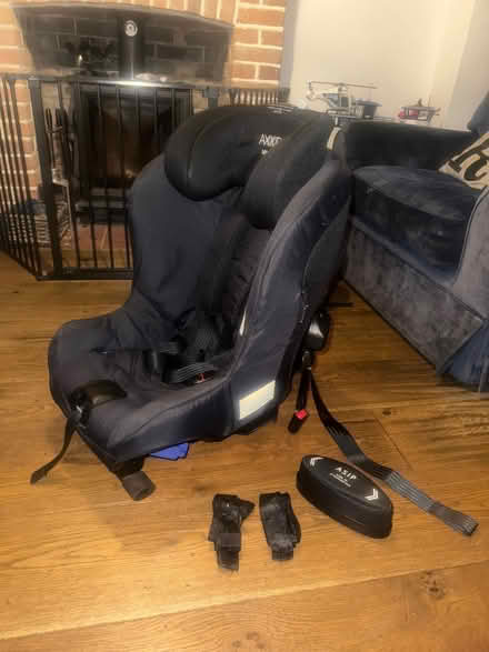 Photo of free Baby seat Axkid mini kid (Wheathampstead AL4) #1