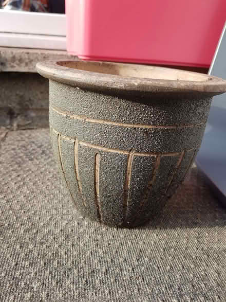 Photo of free Small plant pot (Kendal LA9) #1