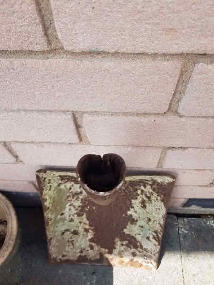 Photo of free Builders shovel needs new handle (Kendal LA9) #2
