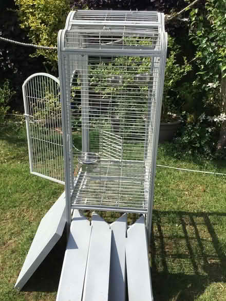 Photo of free Parrot cage (Hockley SS5) #2