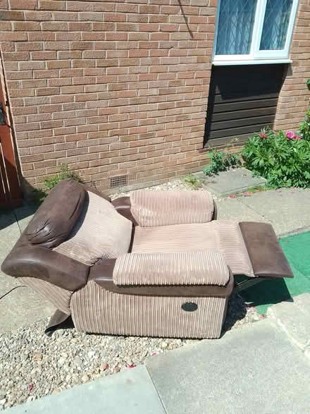 Photo of free Comfortable Remote Control Recliner (Sheffield S20 7LD) #3