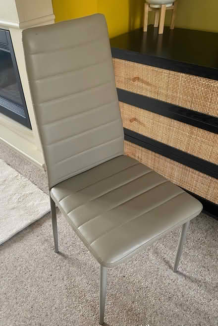 Photo of free 2 dining chairs (Dunfermline KY12) #1
