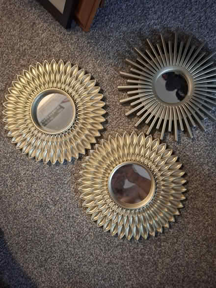 Photo of free 3 small mirrors (NN10) #1