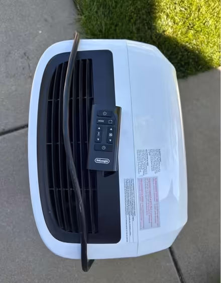 Photo of free De'Longhi Pinguino portable (4315 Chandworth Rd Charlotte) #1