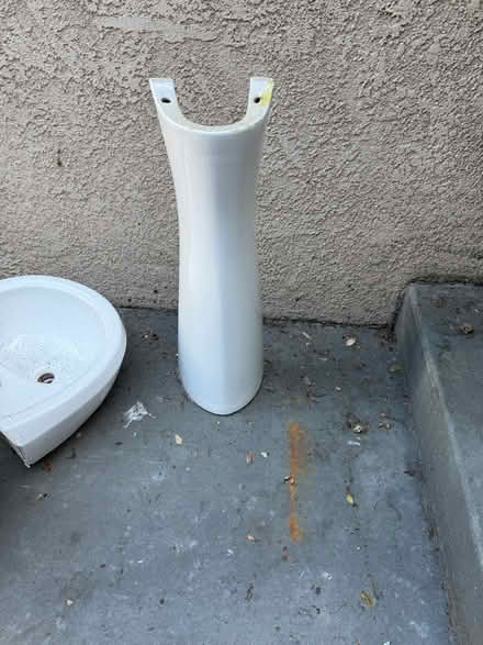 Photo of free Pedestal sink (Mid city) #2