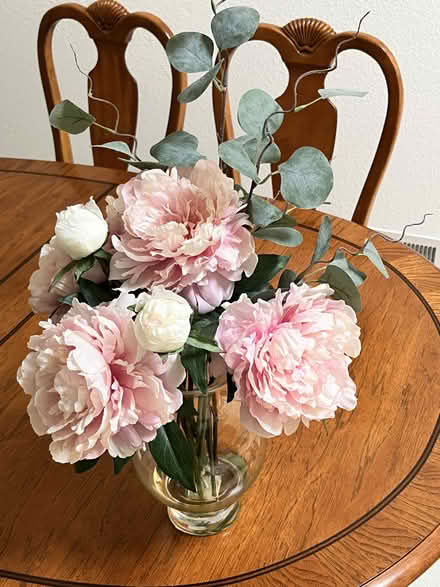 Photo of free Silk Flower Arrangement (Wolfe & Reed) #1