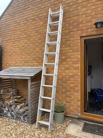 Photo of free Extendable ladder (NN7 little Brington) #1