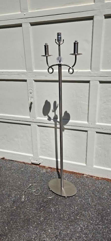 Photo of free Floor Lamp, Groton/Ayer line rt 111 (Groton/Ayer line of rt 111) #1