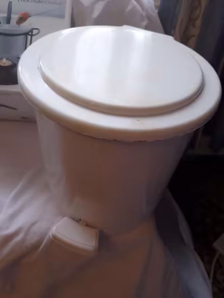 Photo of free Job lot kitchen items & bin (Pontefract) #3