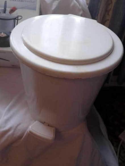 Photo of free Job lot kitchen items & bin (Pontefract) #3
