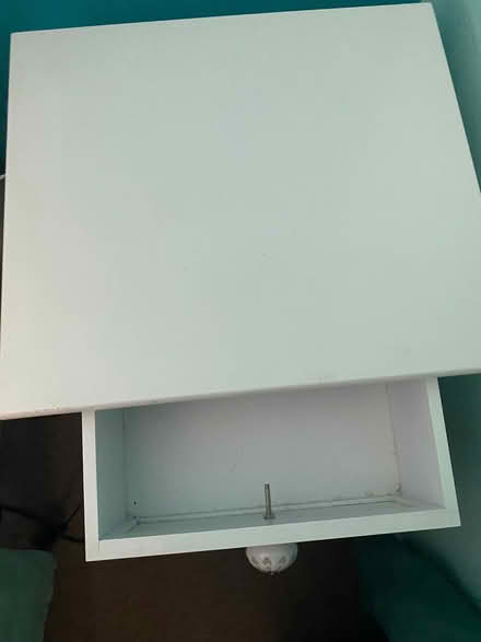 Photo of free 2 white vintage style bedside units (Dunfermline KY12) #4