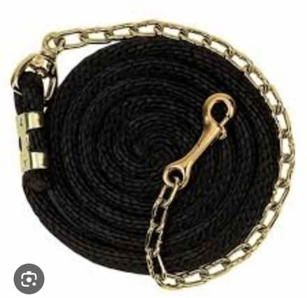 Photo of a horse lead rope with chain (Kanata) #1
