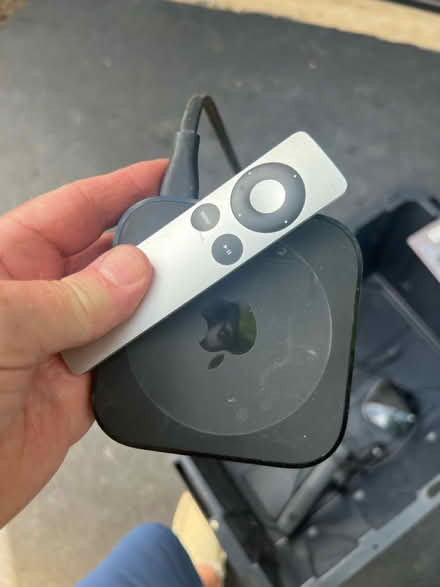 Photo of free Apple TV (Swan Terrace & Fort Hunt Rd) #1
