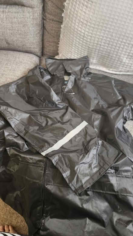 Photo of free Brand new unused rain jacket (Ham TW10) #4