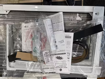 Photo of free lg 24,500 btu ac (20852) #3