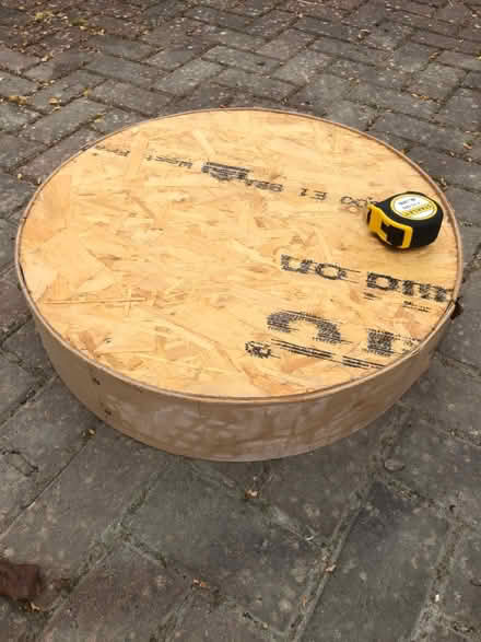 Photo of free Round pedestal cylinder box (OX4 Iffley) #1