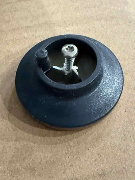 Photo of free Breville Kettle + Broken Lid (Upton Gardens) #2
