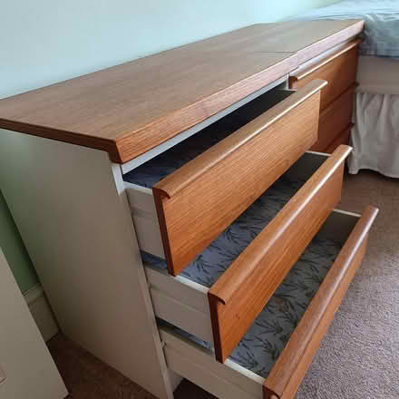 Photo of free Drawers (Central HORSHAM) #1