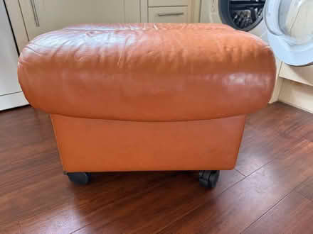 Photo of free Leather Ottoman (Knutsford) #1