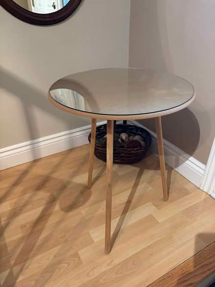 Photo of free 20” decorator table with glass top (Erin Mills&QEW) #2
