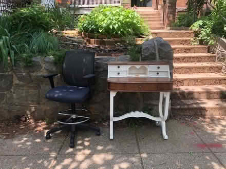 Photo of free Office chair, small writing desk (Mount pleasant) #2