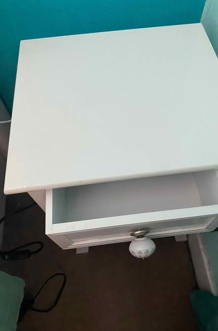 Photo of free 2 white vintage style bedside units (Dunfermline KY12) #3