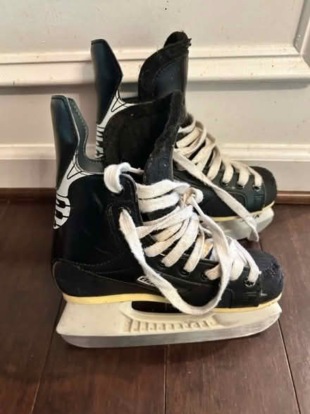 Photo of free Kids hockey skates (Aspen Hill Rockville) #1