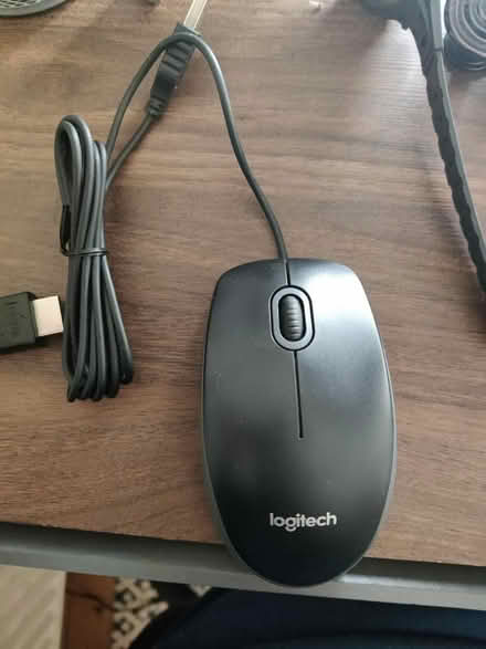 Photo of free wired mouse (Leeds (LS7)) #1