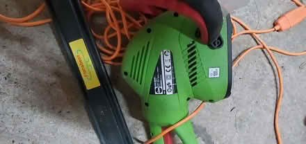 Photo of free Electric hedge trimmer (Battledown GL52) #2