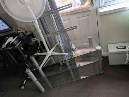 Photo of free Floating tv stand (Bilton Road CV22) #1
