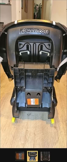 Photo of free Maxi-Cosi Car Seat (RM10) #1