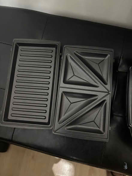 Photo of free Waffle machine/toasted sandwich maker (Plaistow E13) #2