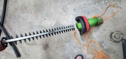 Photo of free Electric hedge trimmer (Battledown GL52) #3
