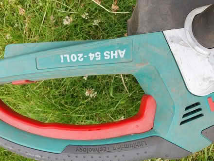 Photo of free without battery- bosch hedgecutter (Stocksbridge S36) #2