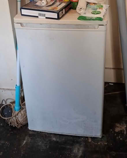 Photo of free Old freezer for parts (Tufnell Park N19) #1
