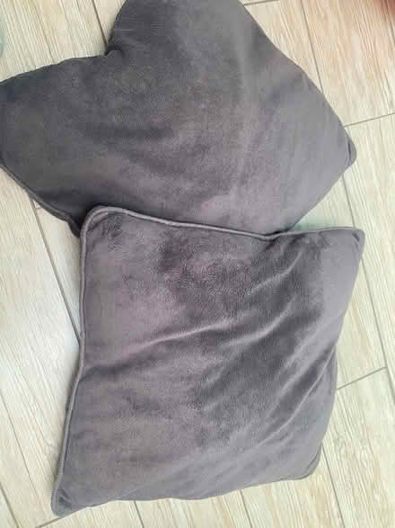 Photo of free 2 brown cushions (Coulsdon) #1