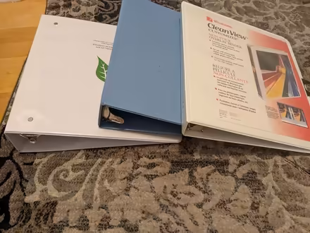 Photo of free 3-ring binders (Hunt Club/Prince of Wales) #2