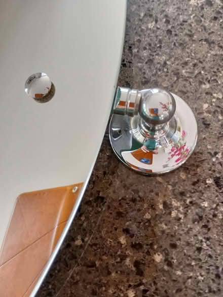 Photo of free Oval mirror (Prestwood HP16) #2