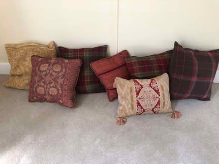 Photo of free Collection of cushions (Northchurch HP4) #1