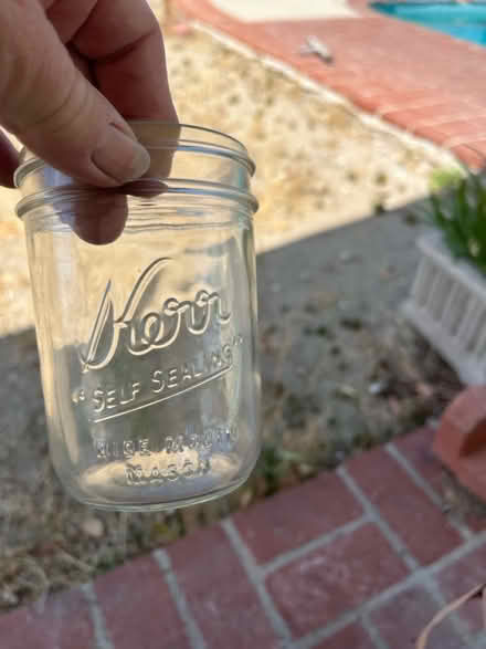 Photo of free Pint canning jars (91040) #1