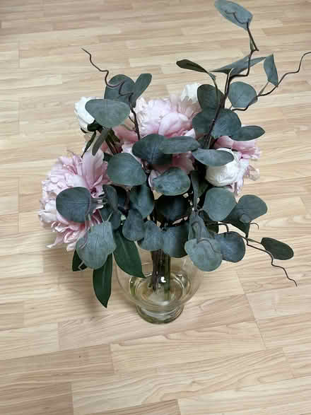 Photo of free Silk Flower Arrangement (Wolfe & Reed) #2