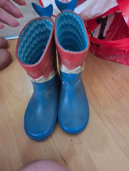 Photo of free Size 8 shark wellies (Holmer Green HP15) #2