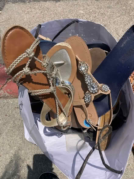 Photo of free Curb alert RWC ladies’ shoes sz 7-8 (Carmel valley Redwood City) #2