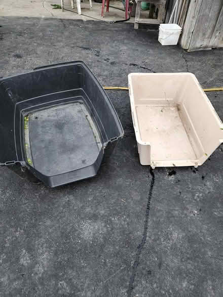 Photo of free Bottoms only, crate and dog house (virgil) #1