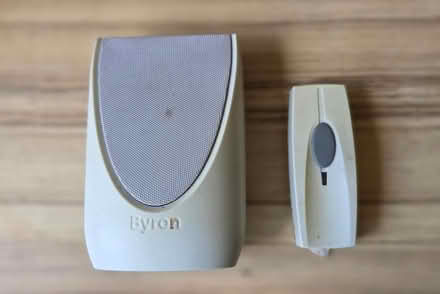 Photo of free Wireless doorbell (Twickenham TW1) #1