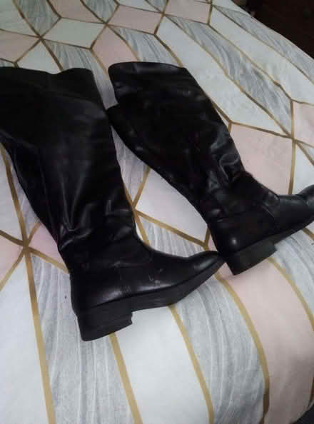 Photo of free Women's Thigh High Boots (Seacroft LS14) #1