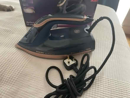 Photo of free Philips Iron (L8) #1